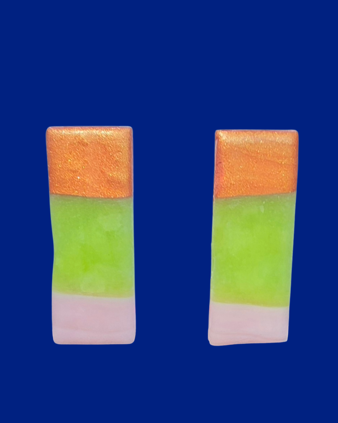 FIDDLE STICKS ~ Macaron